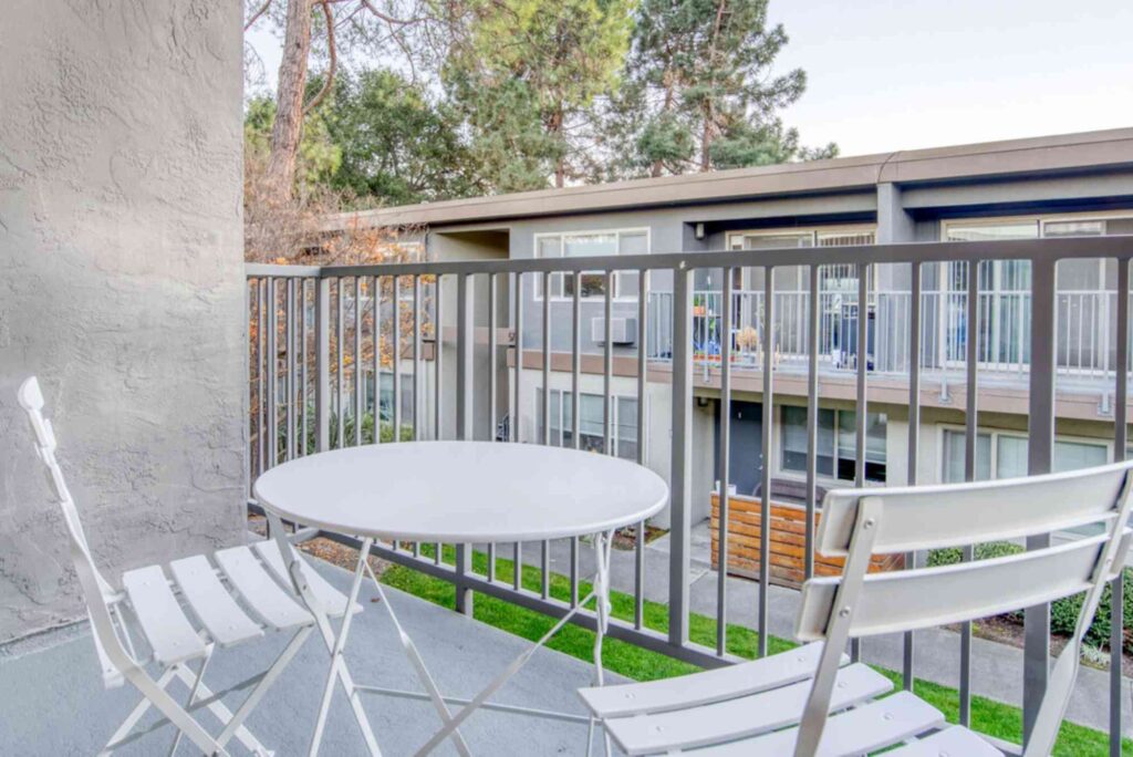 234 Escuela Ave Mountain View