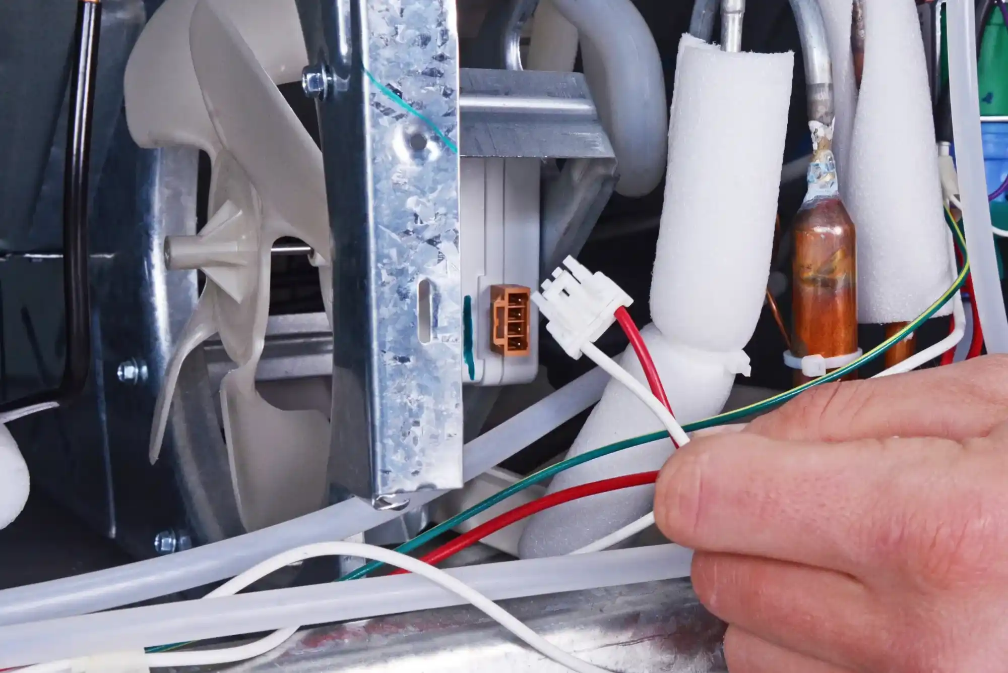 How to Fix a Refrigerator That Runs Constantly