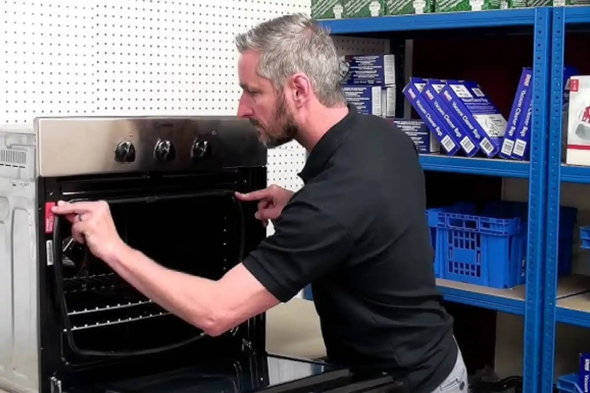 Best Technicians for Oven Door Hinge and Seal Repair