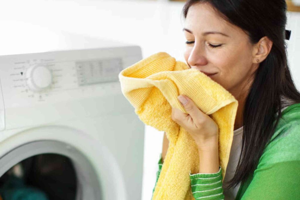 How to Keep Your Clothes Fresh on Long Trips (laundry hacks)