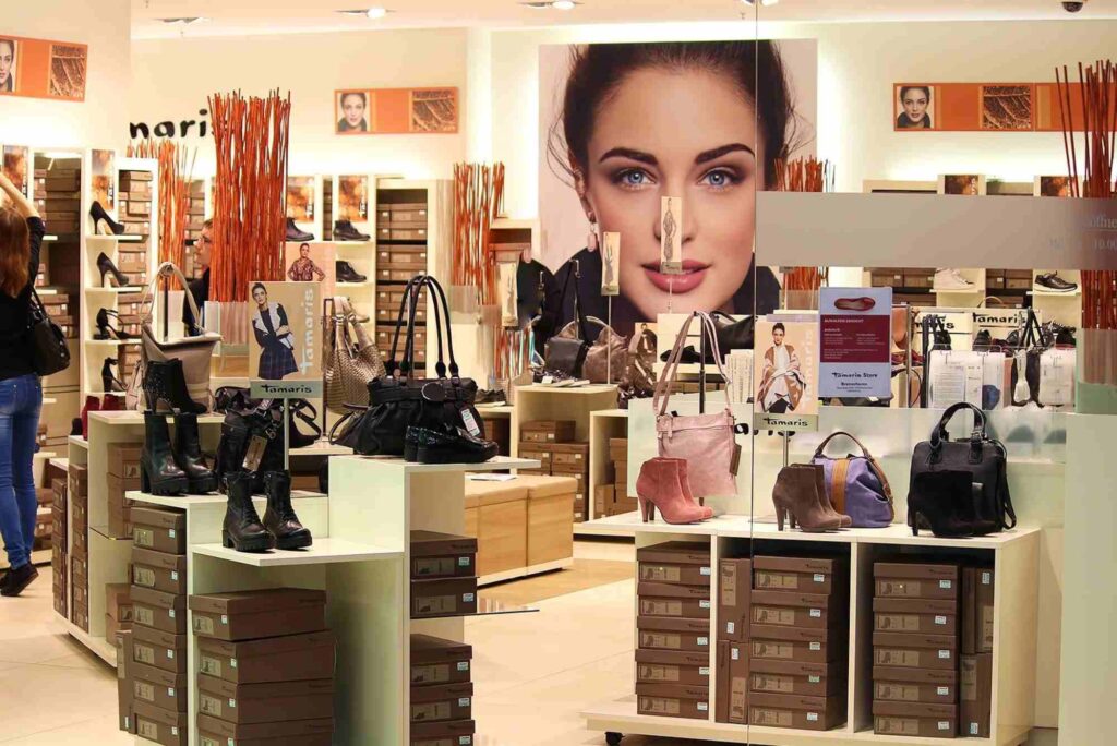 Designer Outlets in France Compared