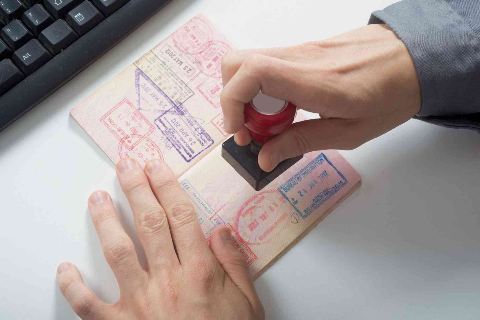 Oman Visiting Visa Price in 2026: Latest Fees, Cost & Charges